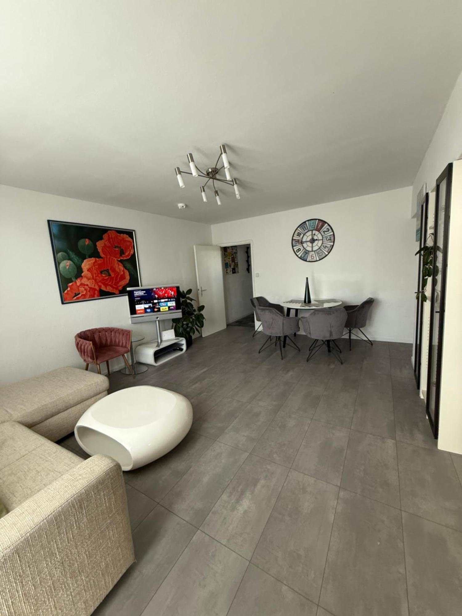 Attractive Flat Near Charlottenburg & Center Berlin