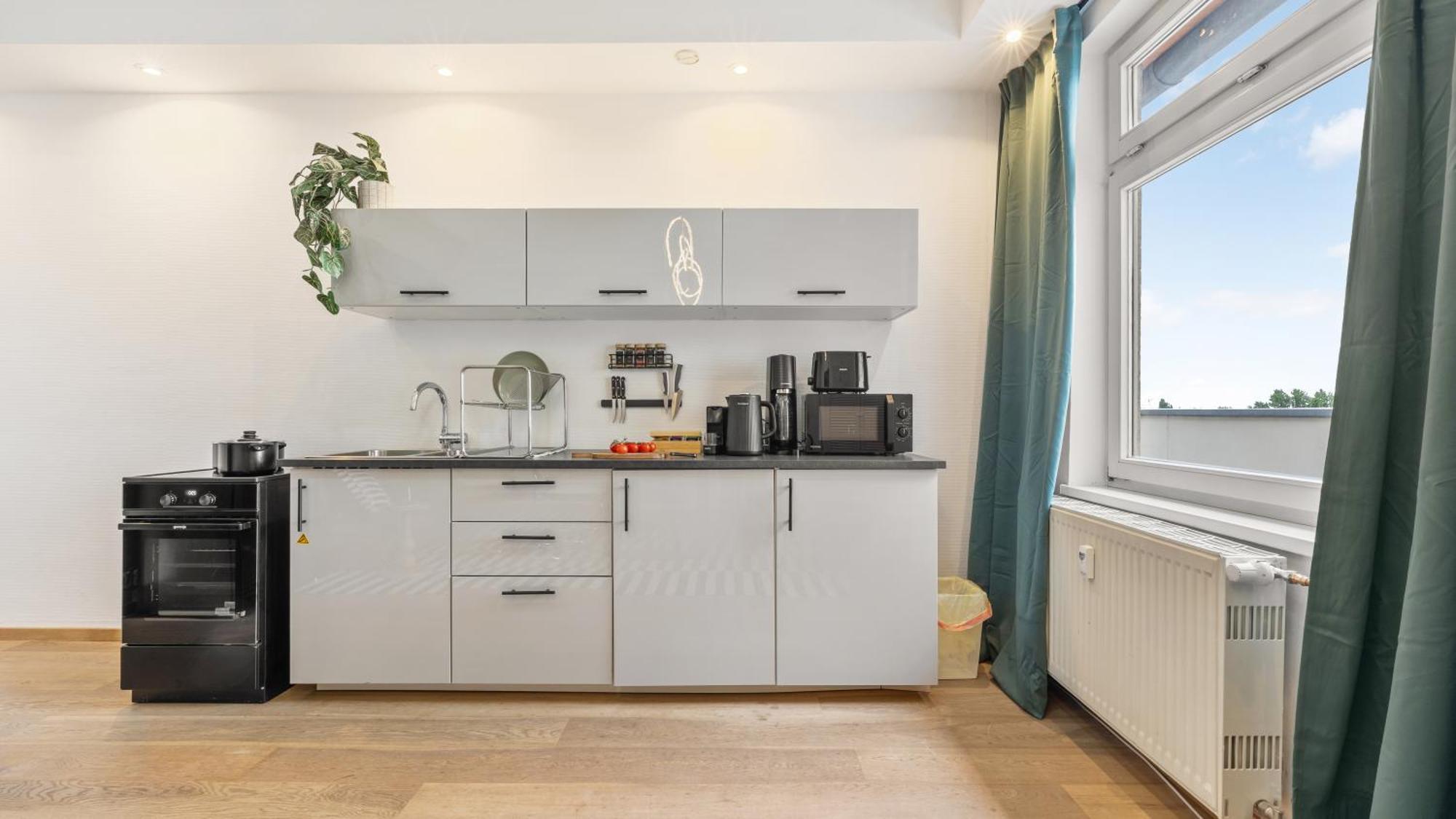 Urban Loft - 180 Skyline Balkon - 2 Sz - Hbf * Berlin