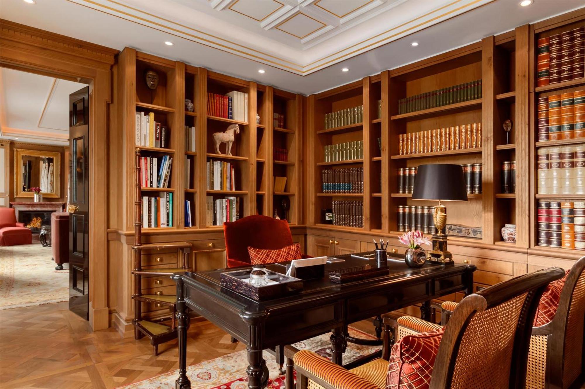 Adlon Kempinski Hotel 5*