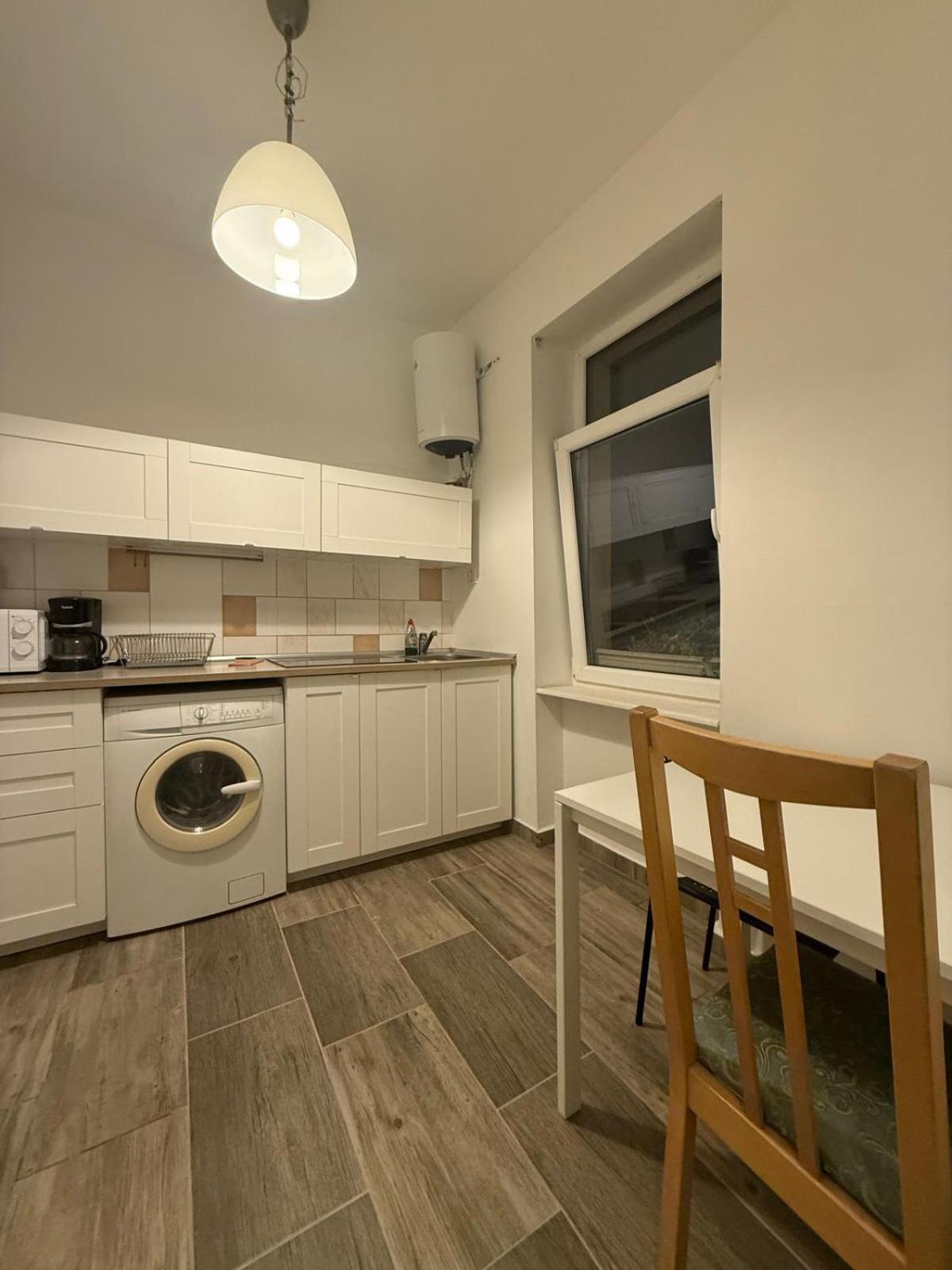 Apartment Beautiful In Berlin8 *