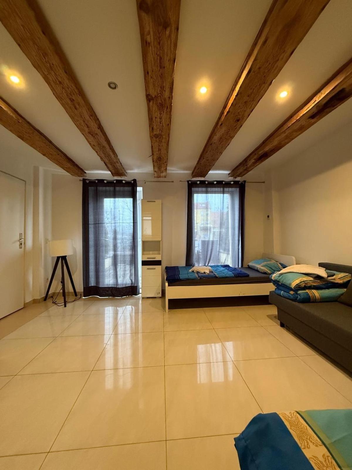In With Terrace1 *