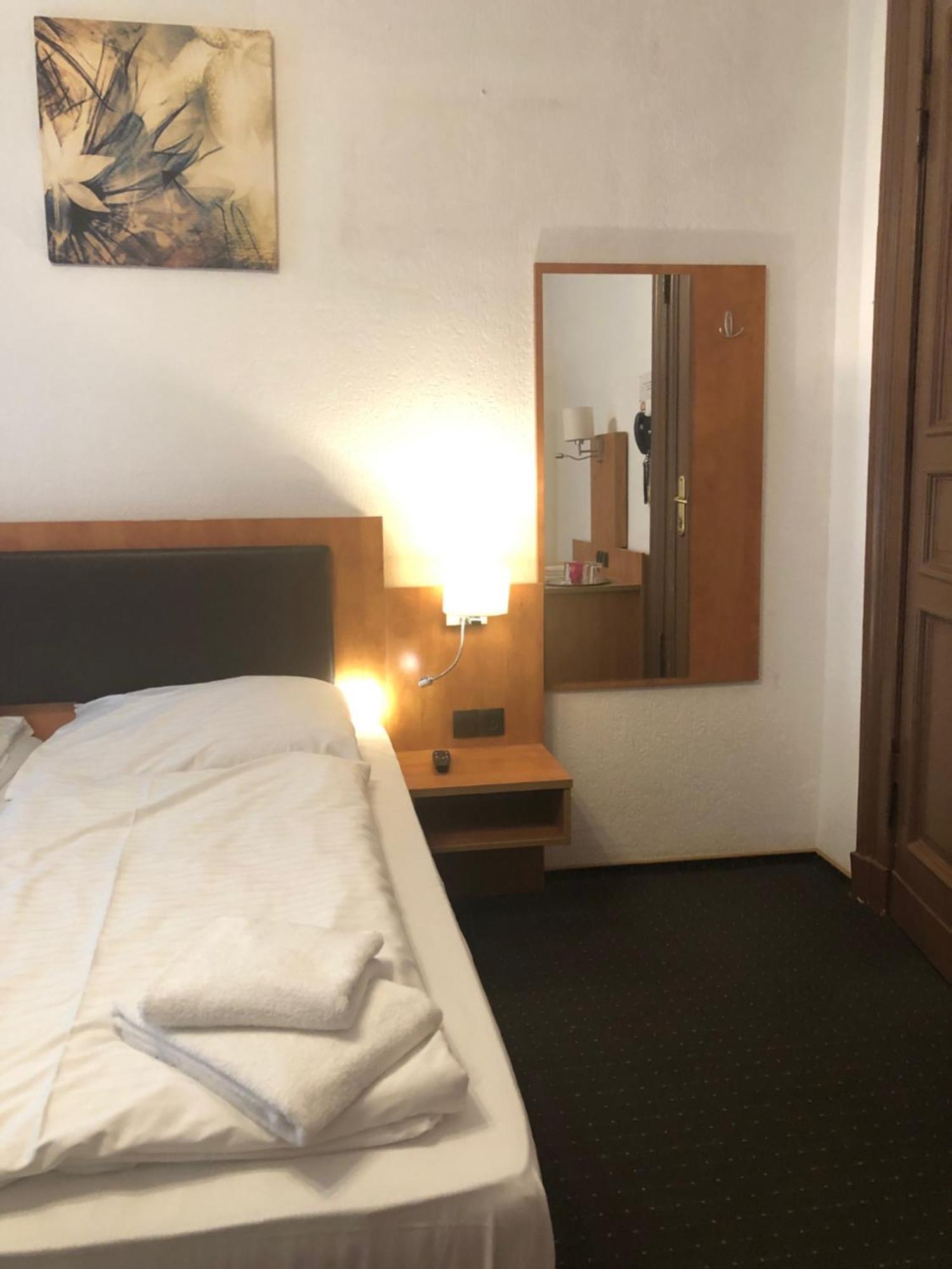 Hotel Adam