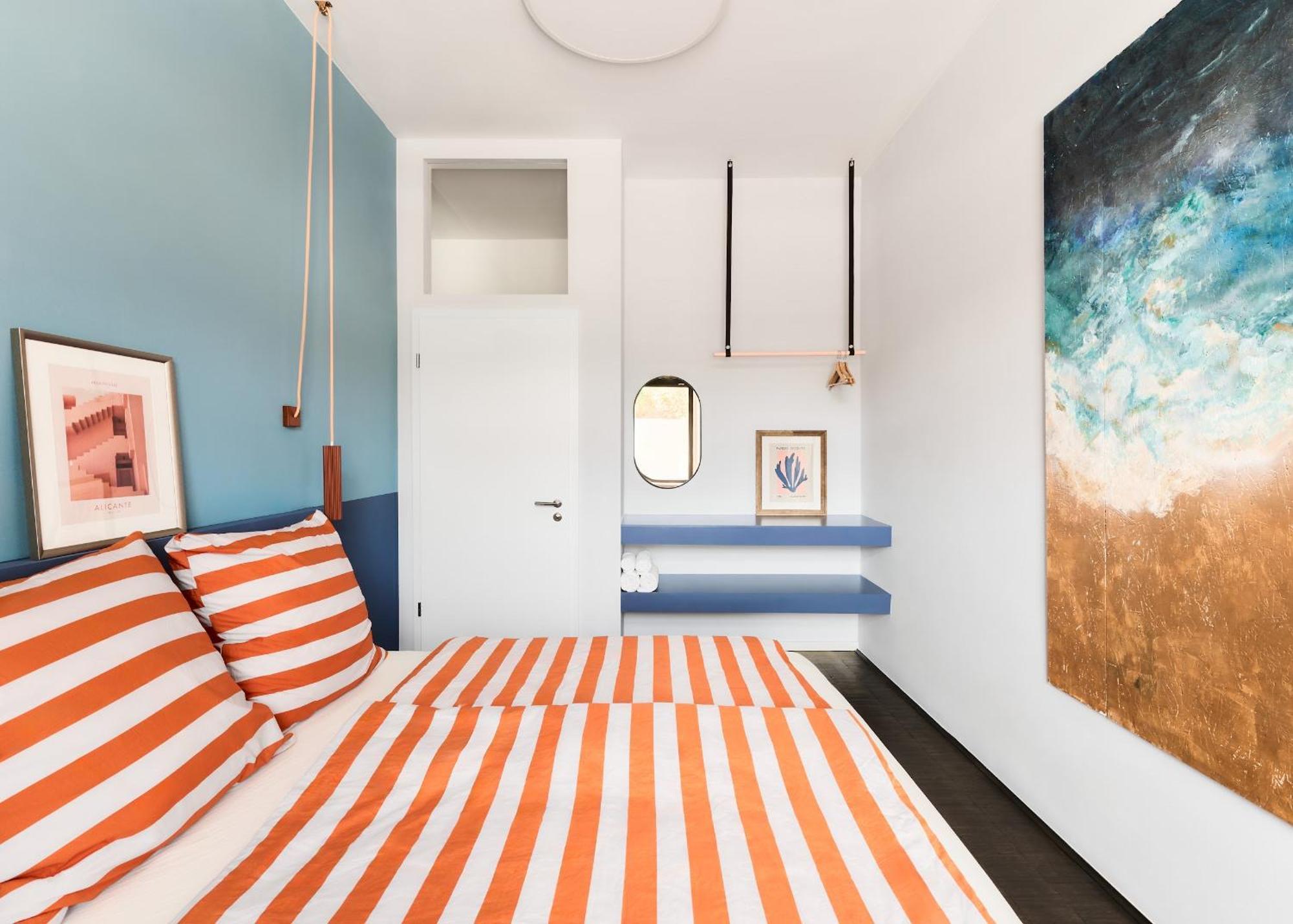 Poets Place Design In Kreuzberg - Space For 8 Persons * Berlin