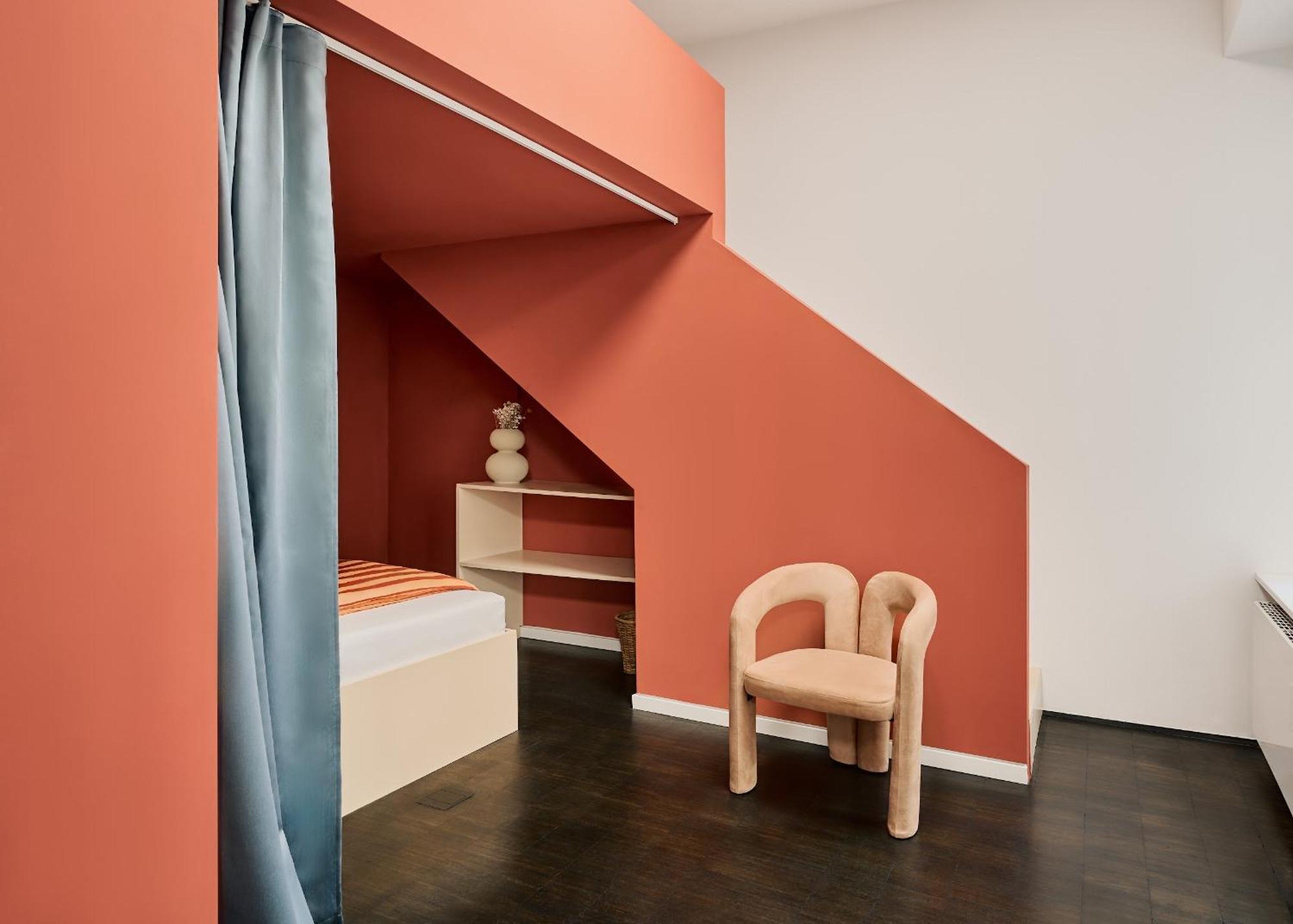 Poets Place Design In Kreuzberg - Space For 8 Persons Berlin