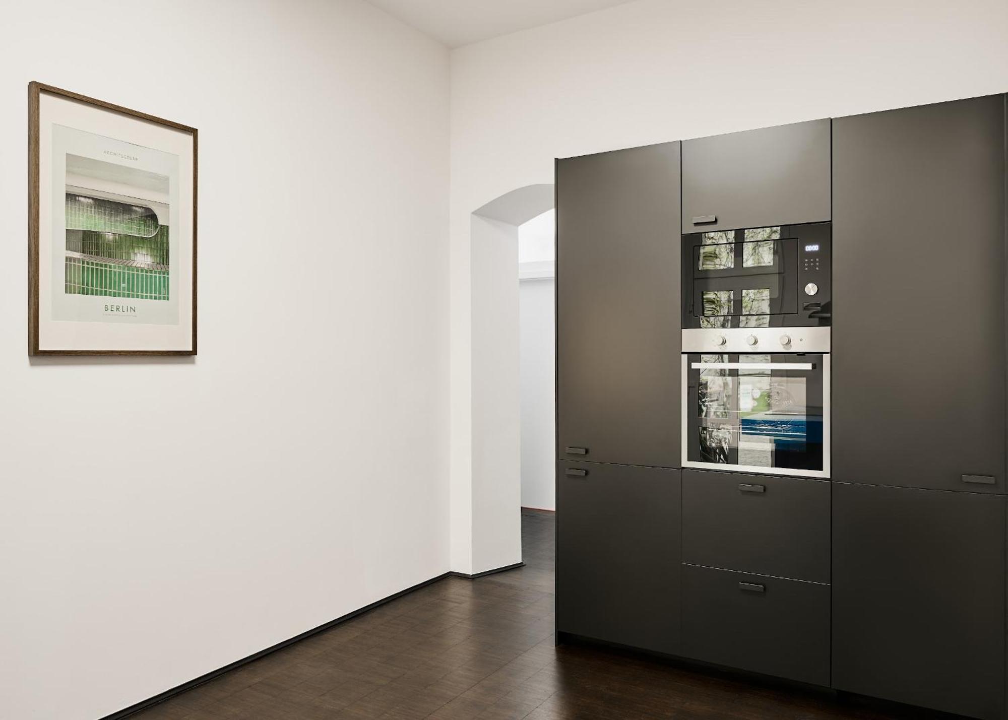 Poets Place Design In Kreuzberg - Space For 8 Persons