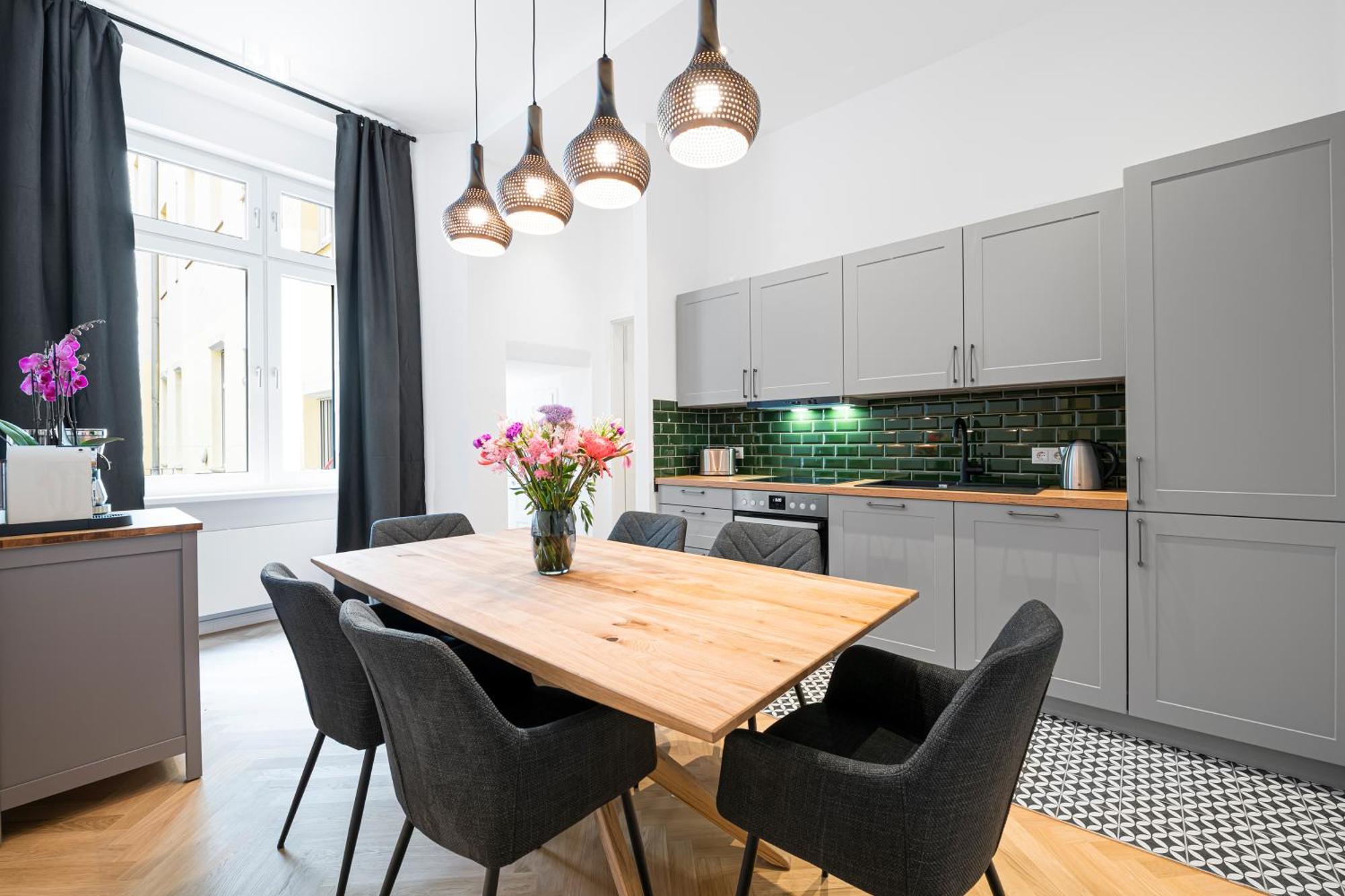 Apartment The Bornholmer - Lovely 2br In Pberg Up To 5 Ppl Berlin