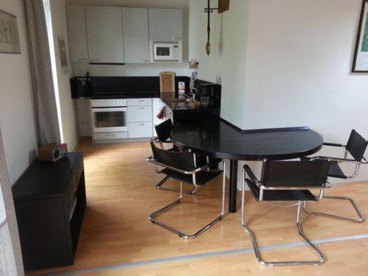 Moderne Studiowohnung Im Obergeschoss Mit Balkon Berlin