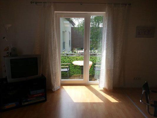 Apartment Moderne Studiowohnung Im Obergeschoss Mit Balkon