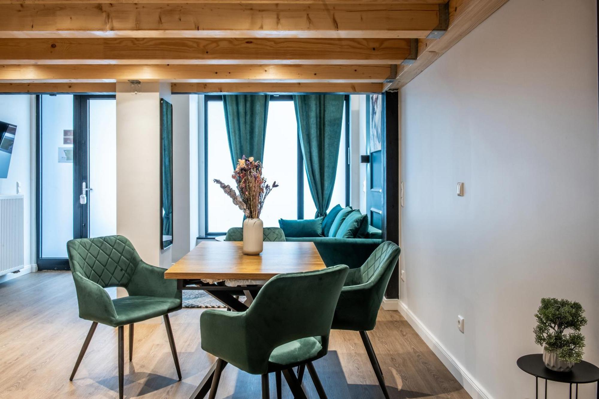 Oran 7 Apartment