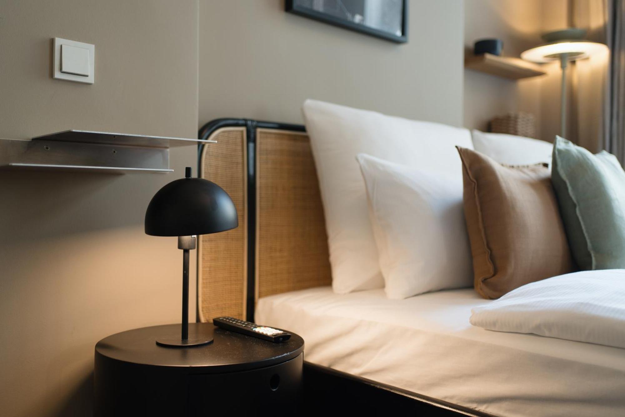 Homely - Heritage , Kingsize Bed , Kitchen , Wifi Berlin