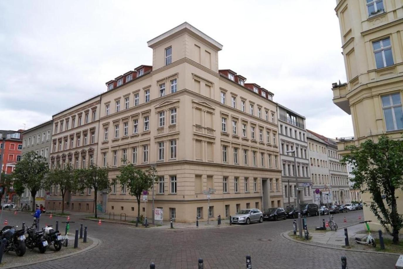 Urban Base For 9 In Mitte Appartement *