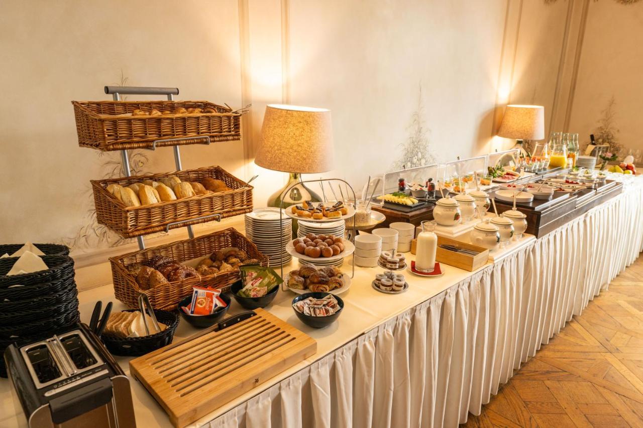 Louisa's Place Hotell 5*