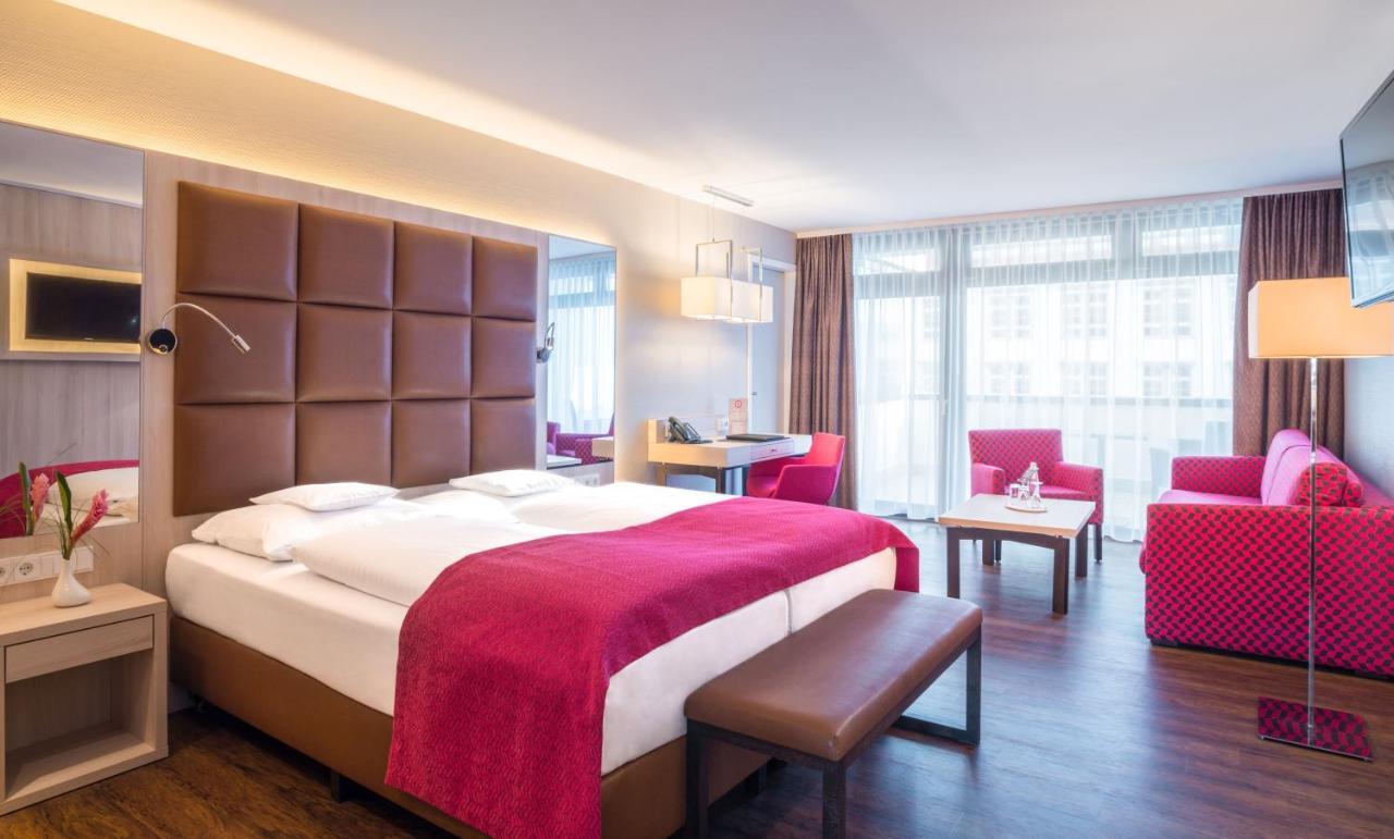 Hollywood Media Am Kurfuerstendamm 4* Berlin
