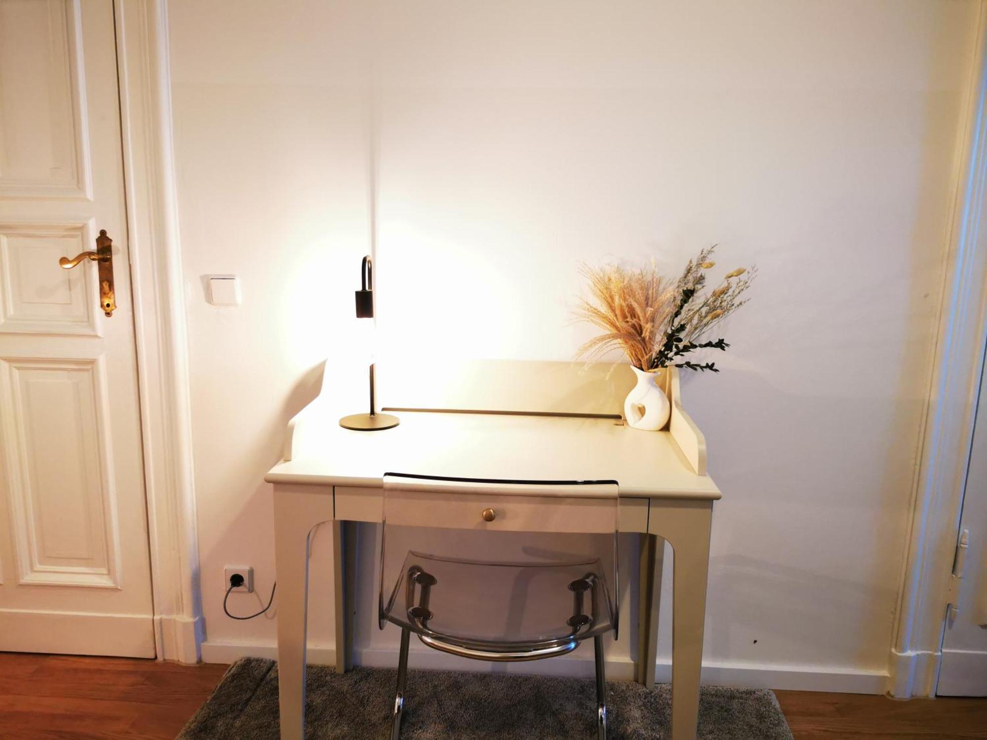 Conrad-b By Rockchair L Superhost Status L Super Flat, 3 Bedrooms 2 Bathrooms Welcomes You! Apartment Berlin