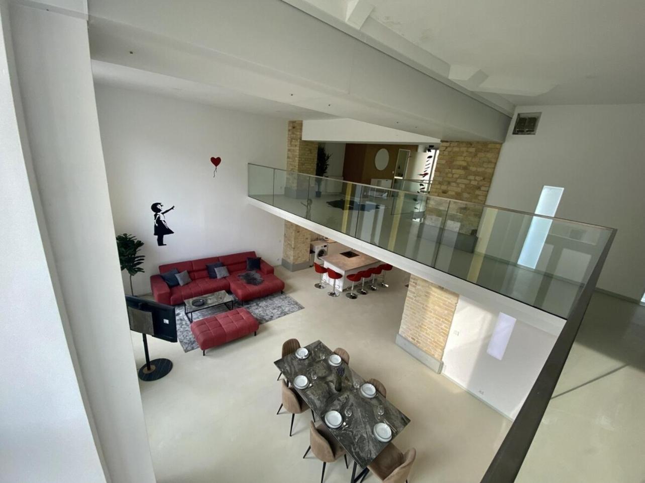Loft With Pool Table, Kitchen Island & Gallery Apartment