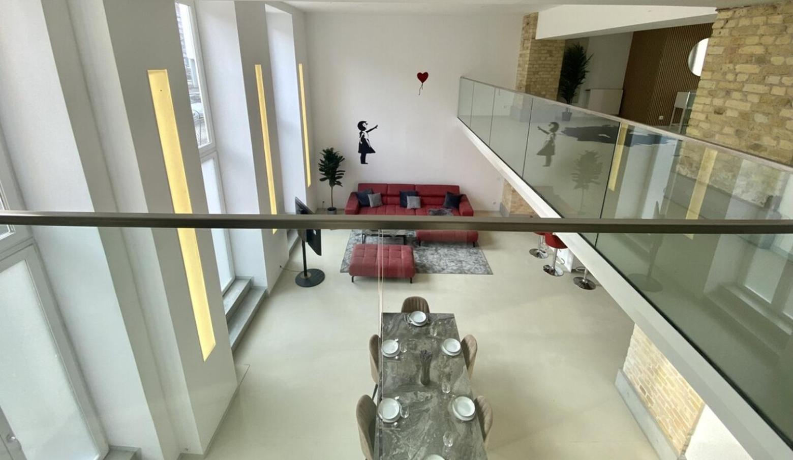 Loft With Pool Table, Kitchen Island & Gallery *