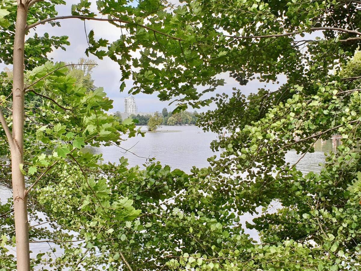 Eiswerder - Inselwohnung In Der Havel Mit Balkon Ferienhaus