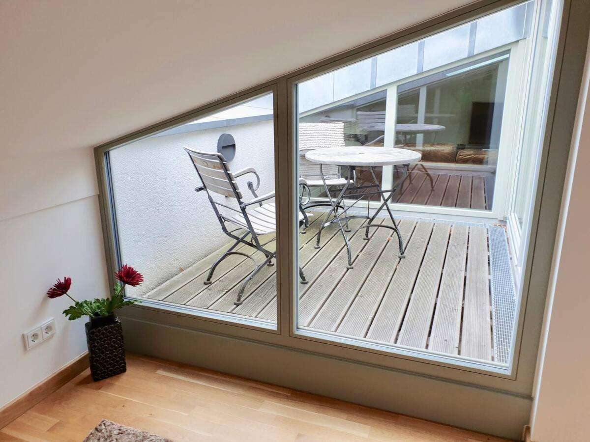Eiswerder - Inselwohnung In Der Havel Mit Balkon * Berlin