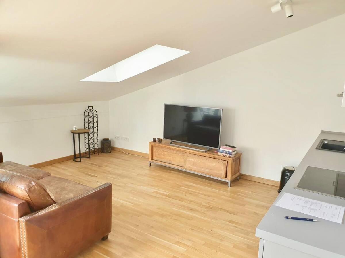 Eiswerder - Inselwohnung In Der Havel Mit Balkon Berlin