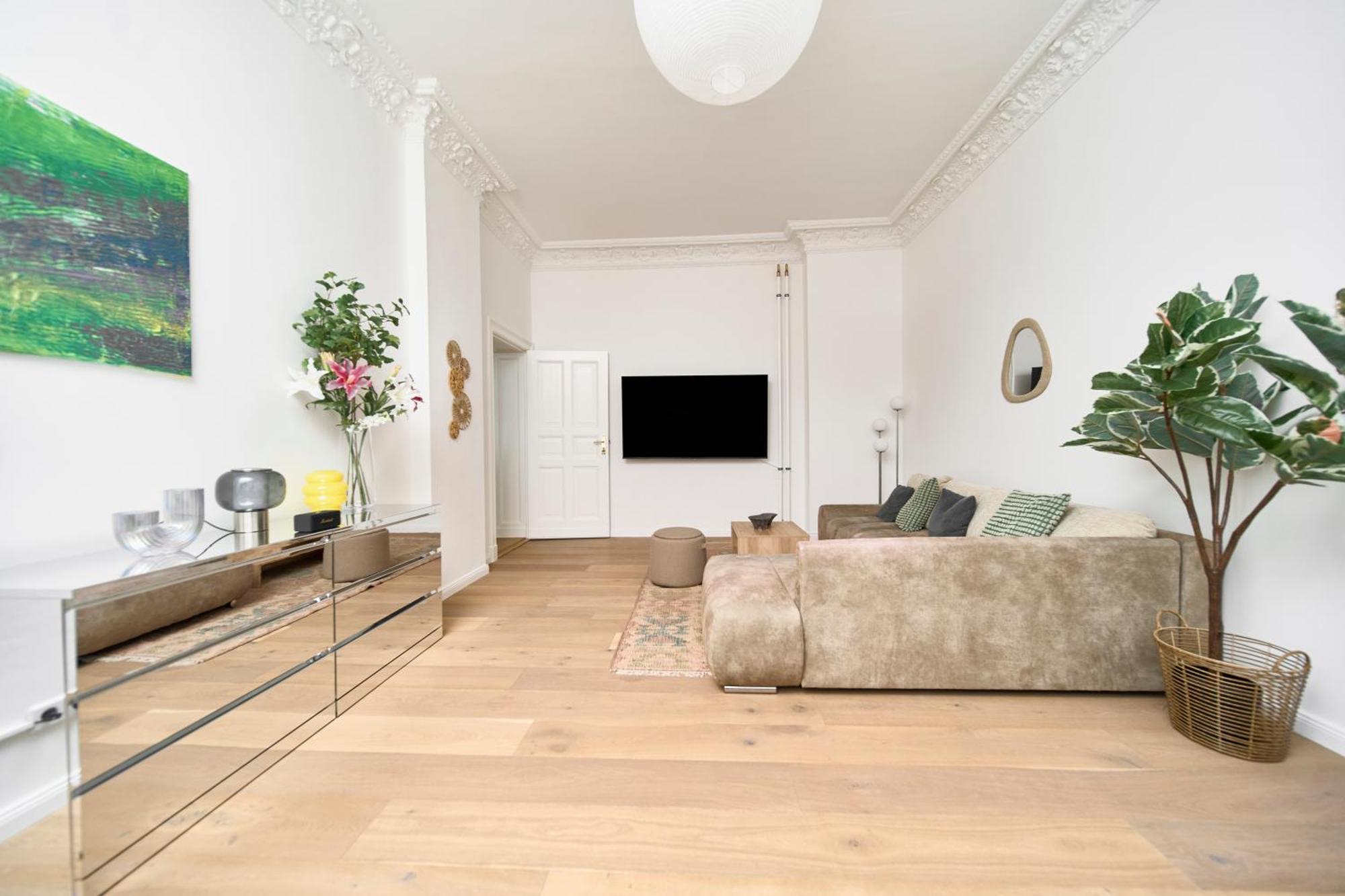 Loftly Kant99 - Zentral - 90m2 - Self Check-in - 300 Mbit Apartment *