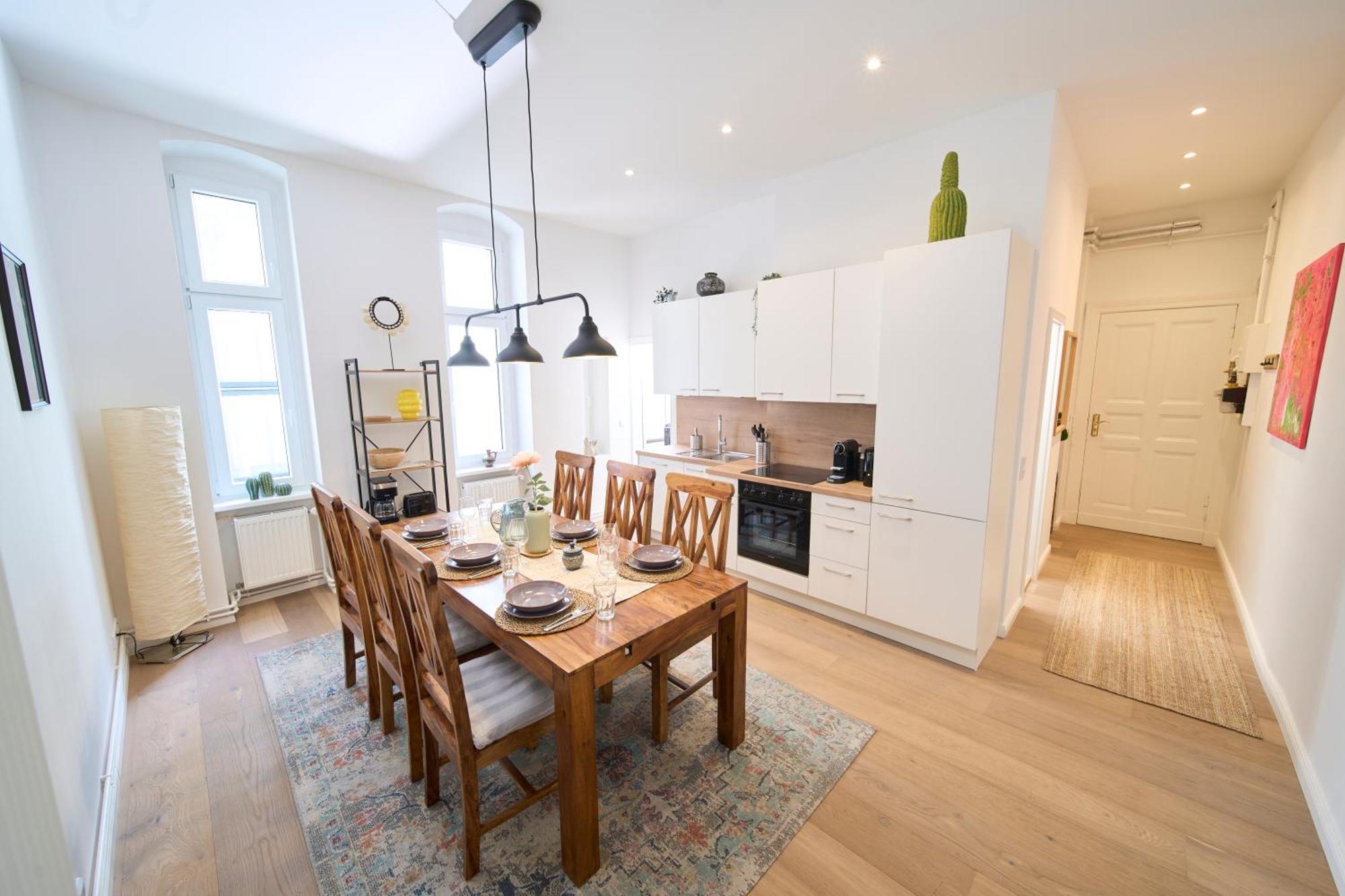 Apartment Loftly Kant99 - Zentral - 90m2 - Self Check-in - 300 Mbit