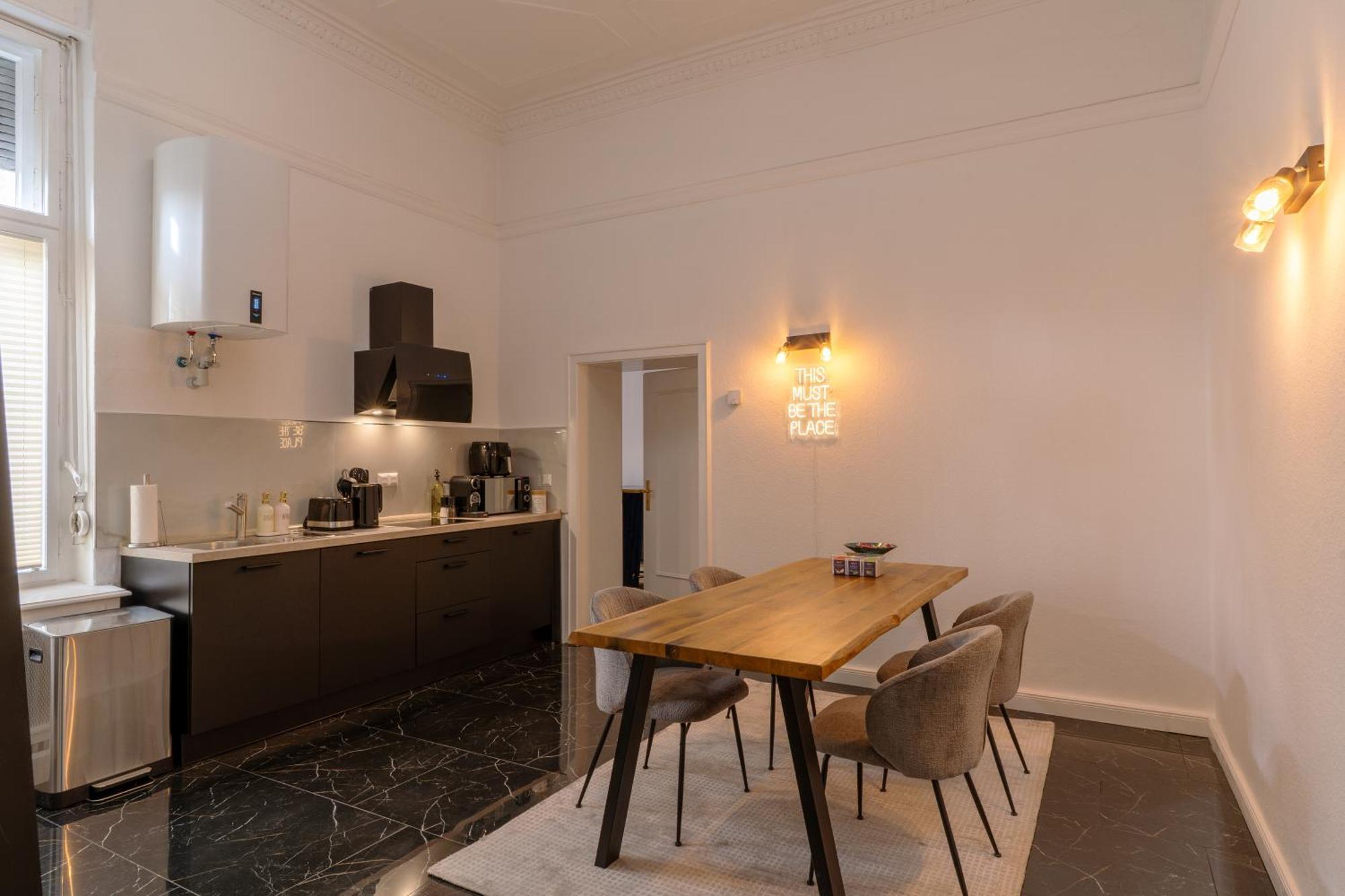 Apartment Nofa - Altbau Am Kudamm *