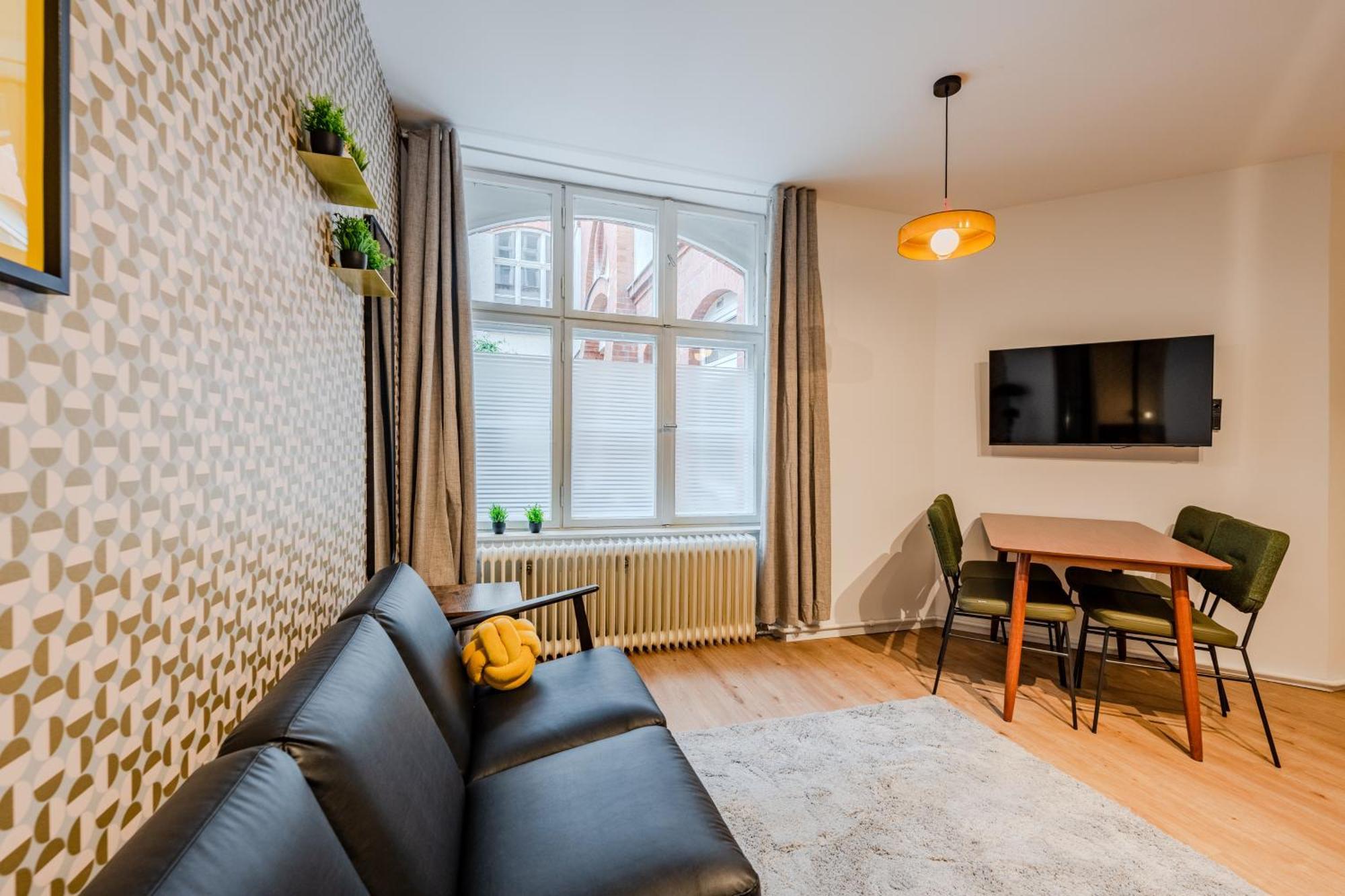 Apartment Creative Comfort - Self Check-in *