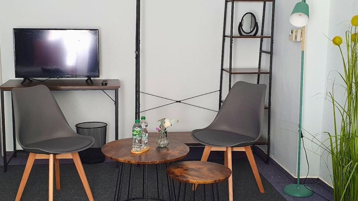 Gemuetliche Fuer 9 Personen * Berlin