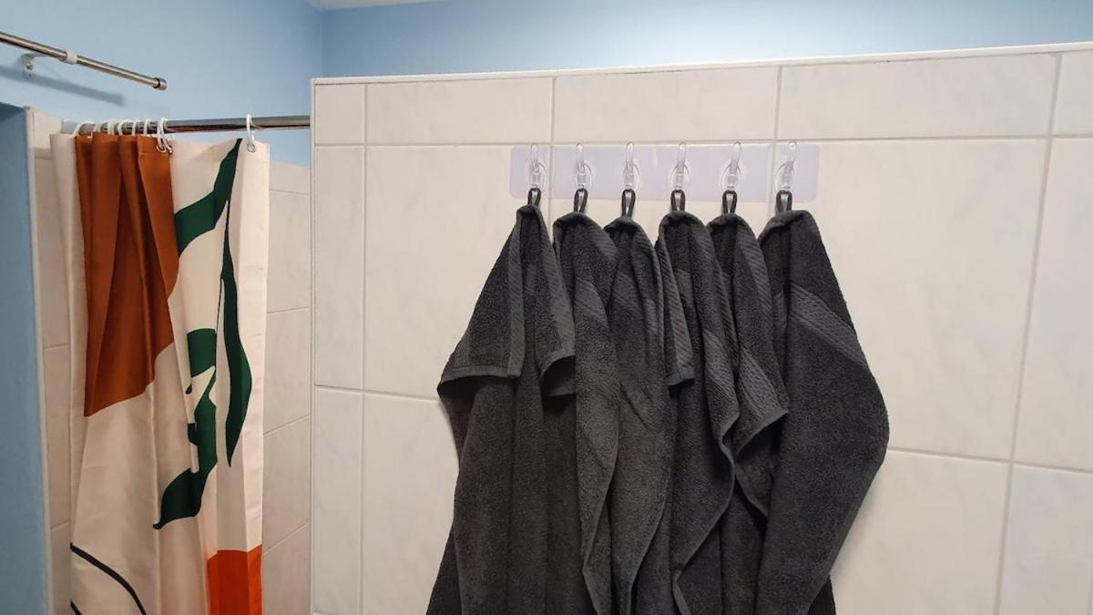 Gemuetliche Fuer 9 Personen Apartment Berlin