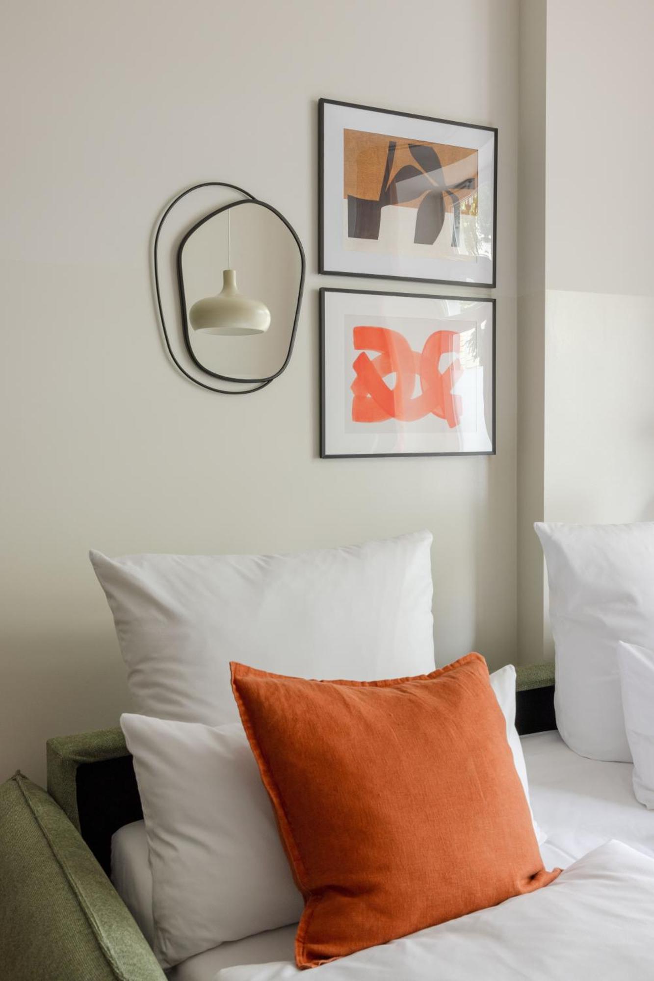 Oomph Minimalist & Mighty - 1 Bedroom Hosting Up To 6 Apartment