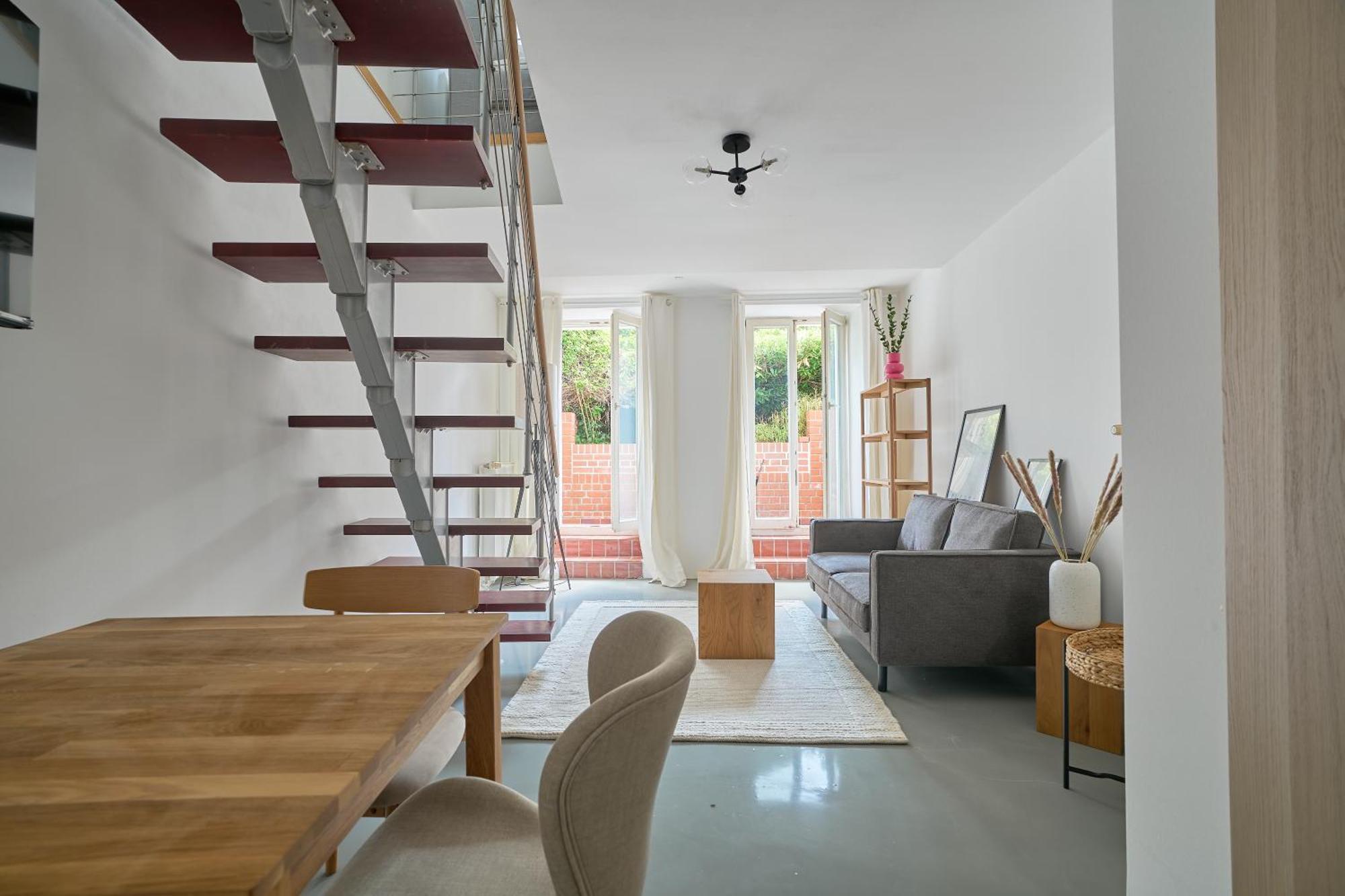 Ruhiges Zentrales Maisonette-loft In *
