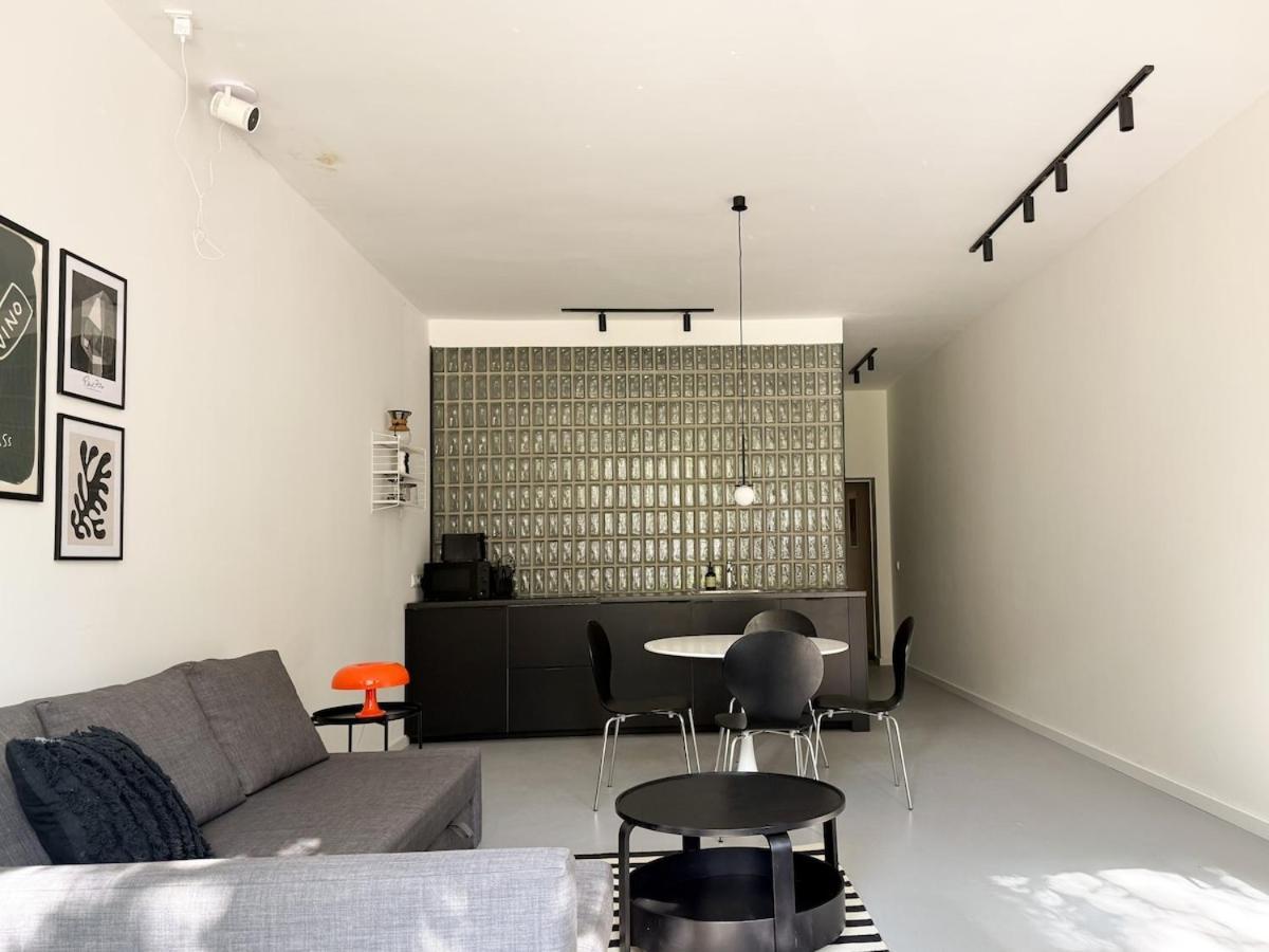 Apartment Nook Am Checkpoint Charlie