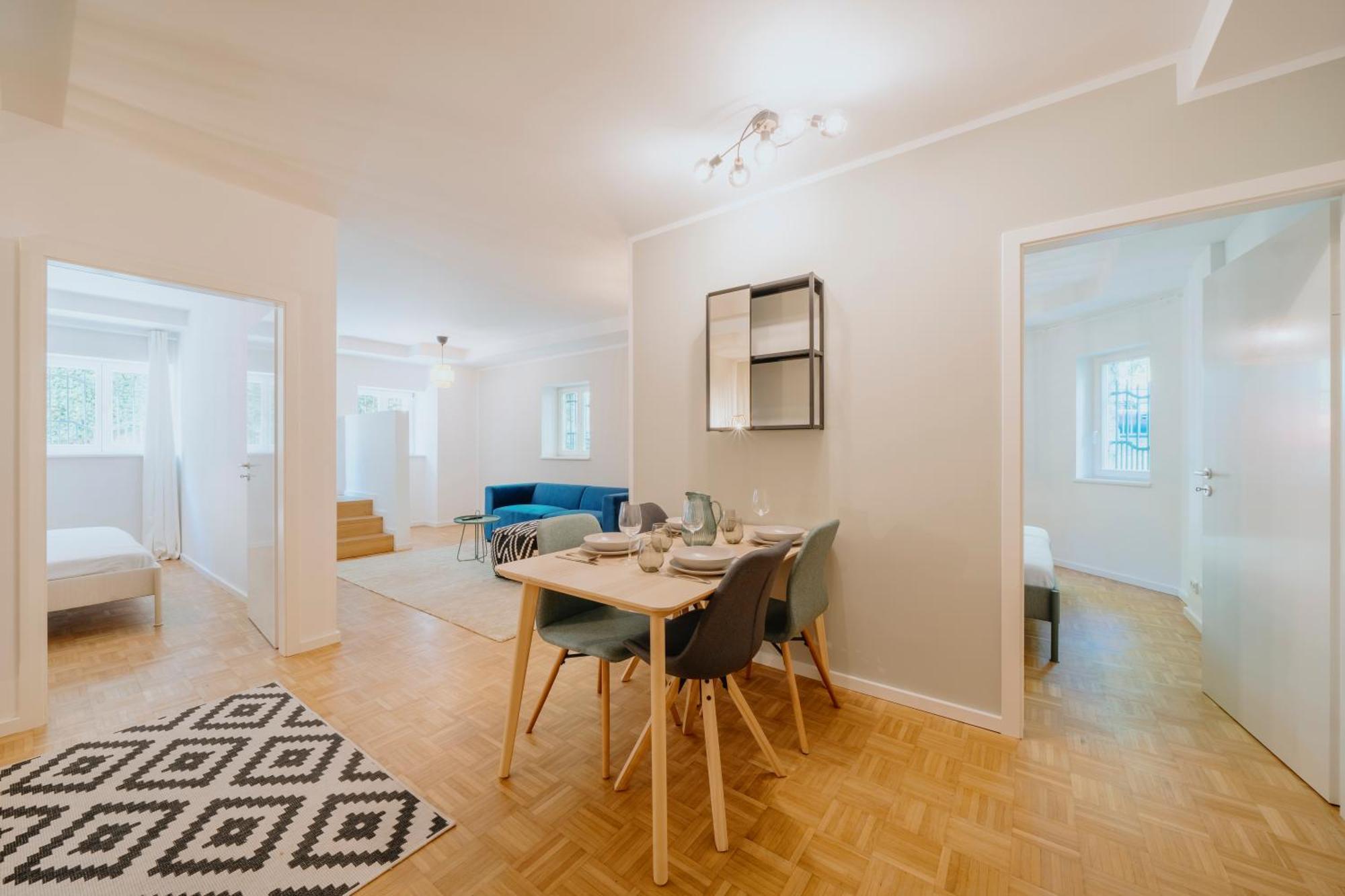 Parklounge In Historic Apartment *