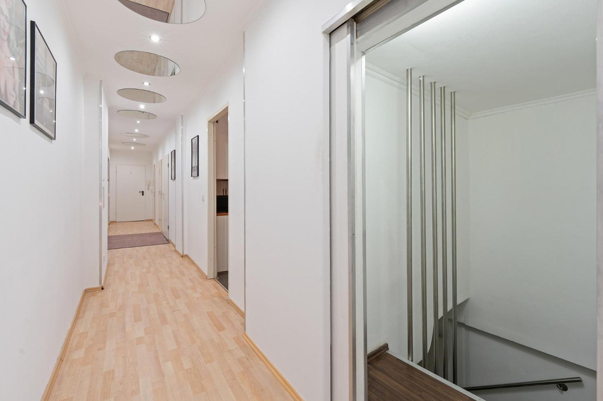 33 O, 4 And Whirlpool Lejlighed Berlin