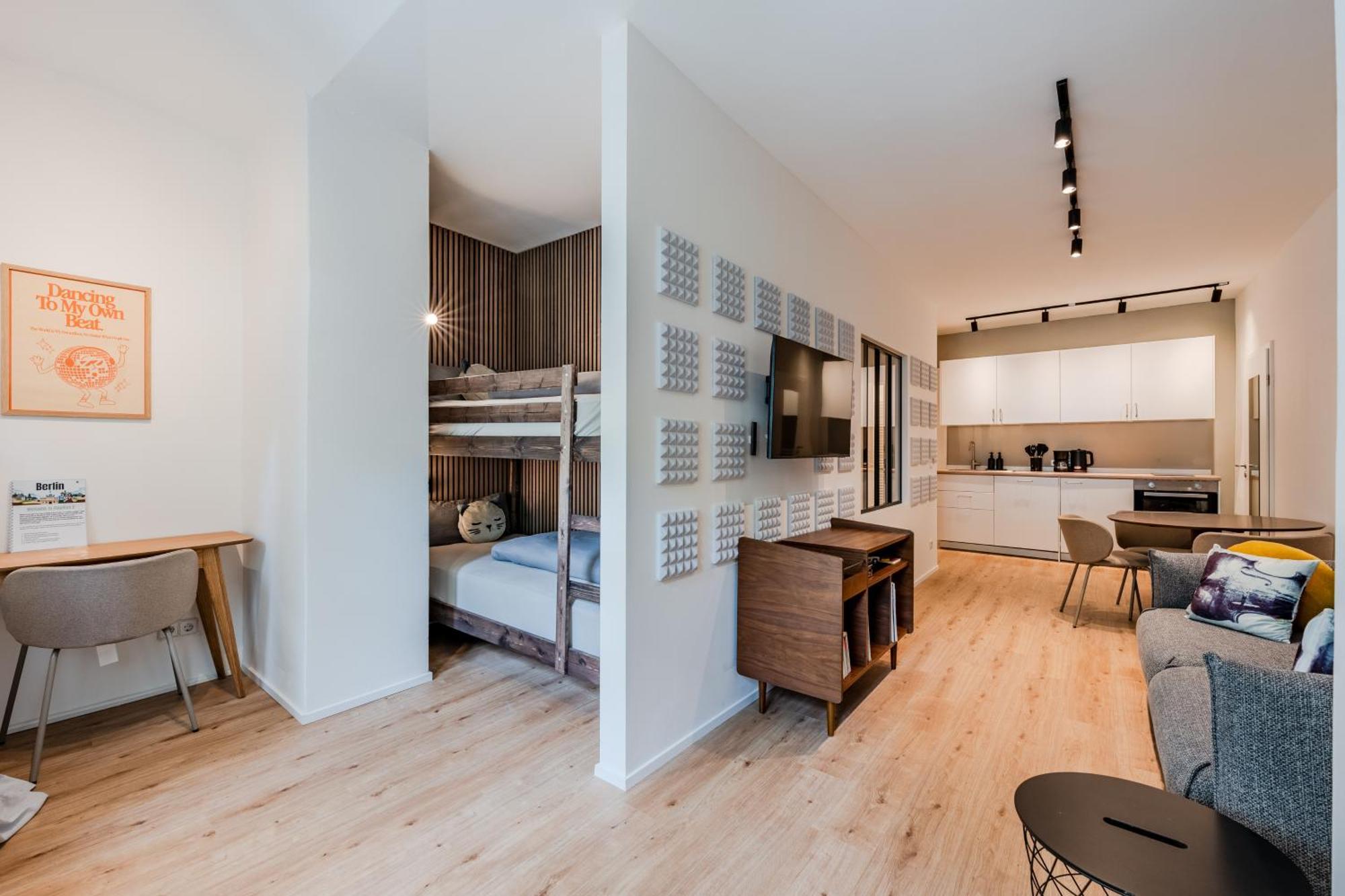 The Music - Newly Renovated Apartment