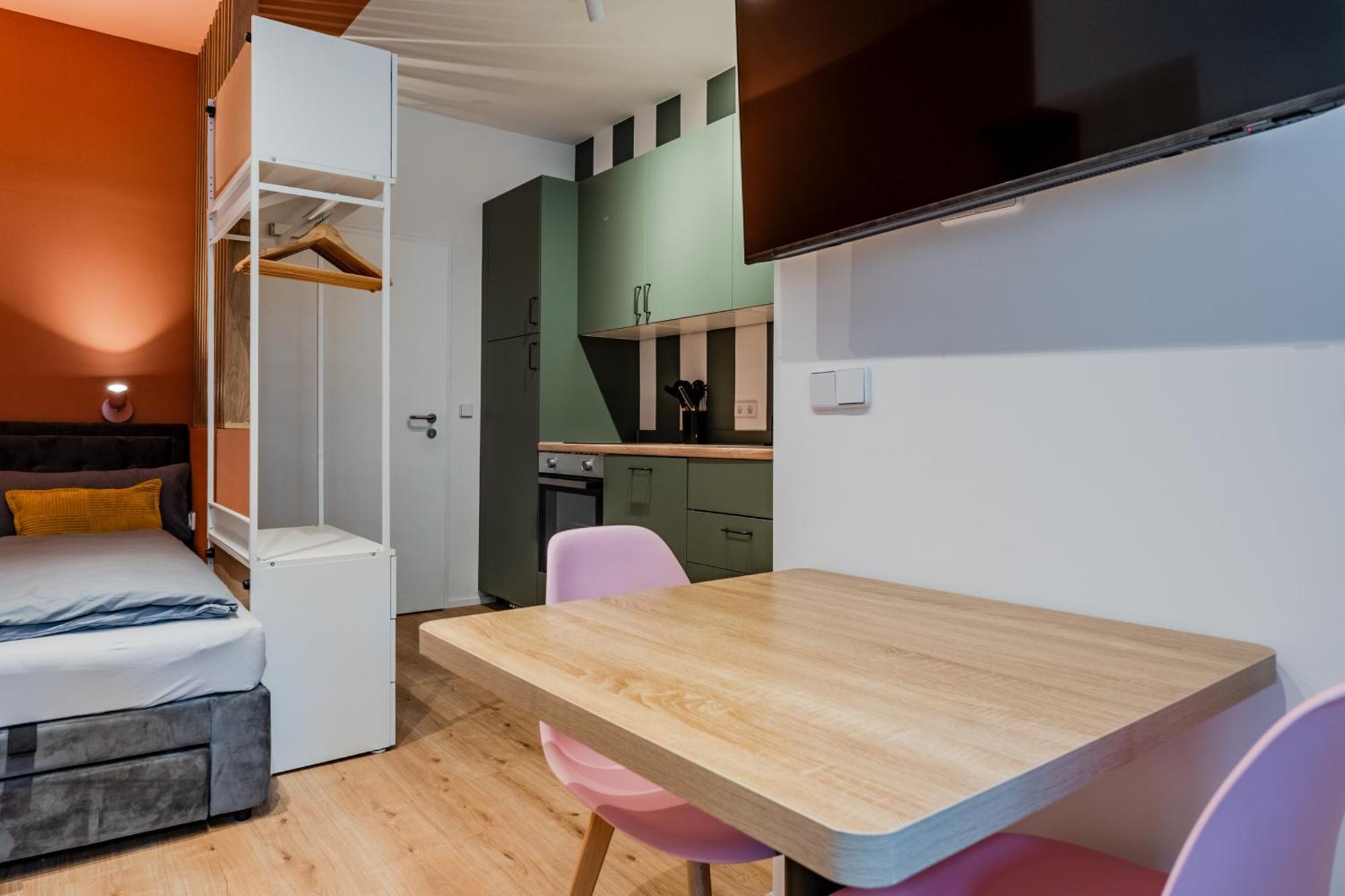 Lejlighed Vibrant Micro-apartment - Cozy, & Self Checkin