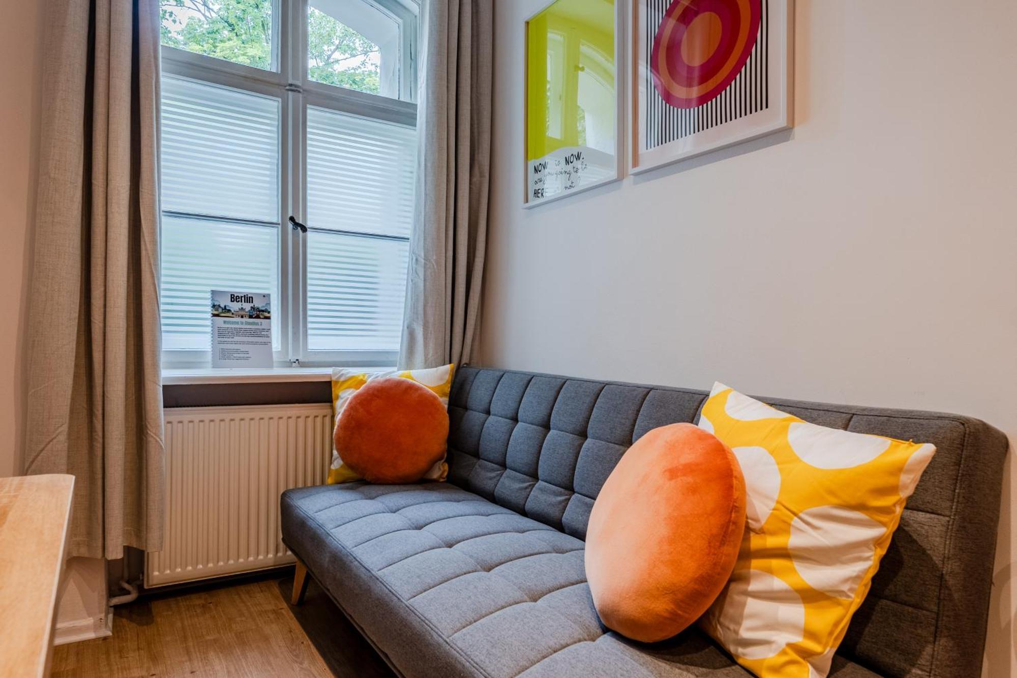 Vibrant Micro-apartment - Cozy, & Self Checkin *