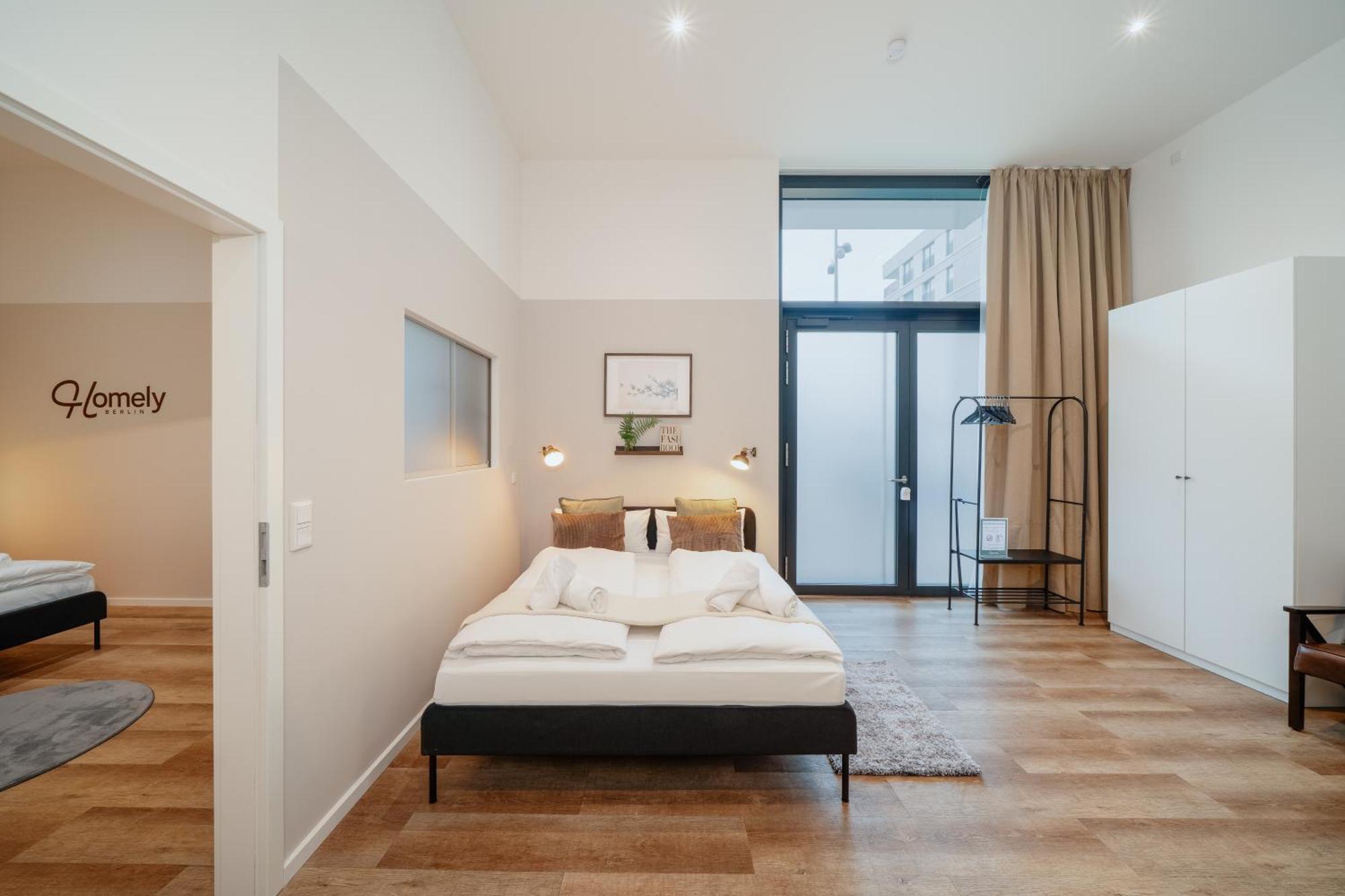 Homely - New Build , Near River , Main Station , Family & Business