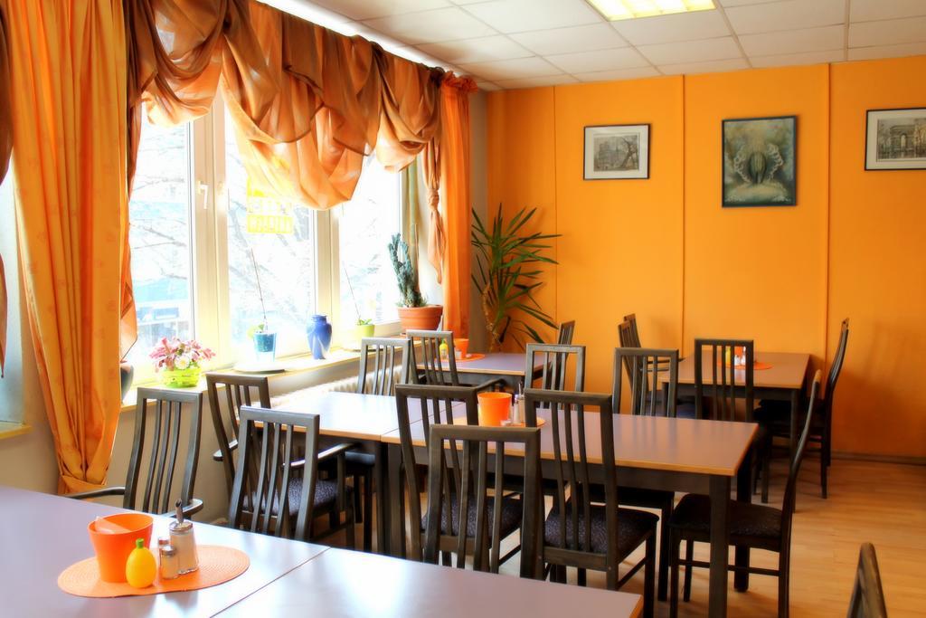 Hotell Ansbach Am Kadewe