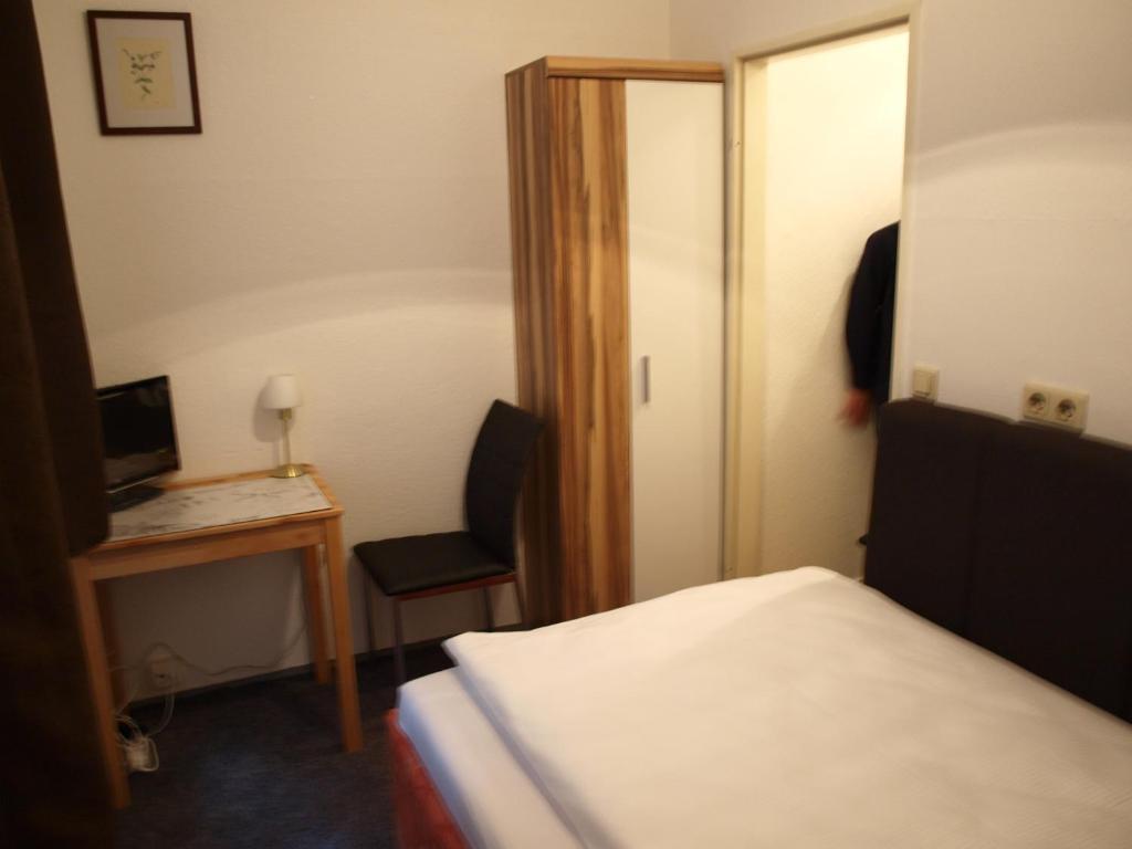 Hotell Hotel-pension Dorma Berlin