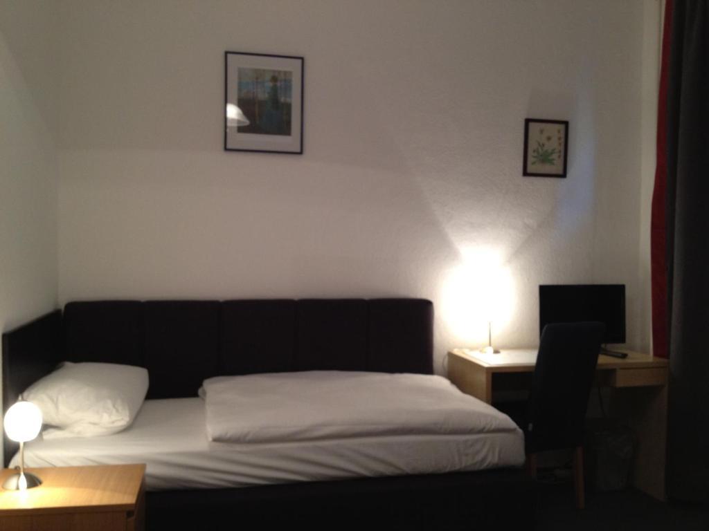 Hotell Hotel-pension Dorma