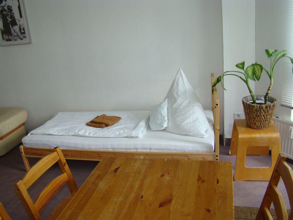 Hostel Near Brandenburg Gate - Rooms&apartments