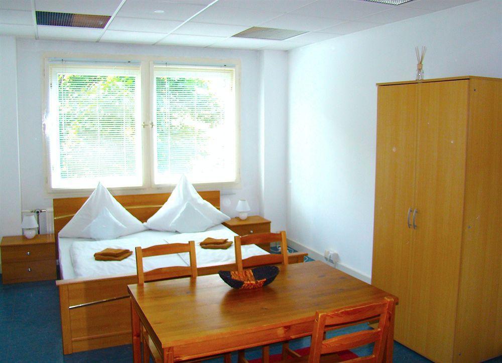 Hostel Near Brandenburg Gate - Rooms&apartments