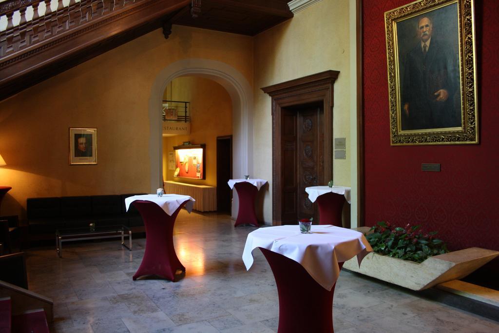 Jugendgaestehaus St.-michaels-heim Auberge de jeunesse *