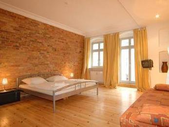 Schall & Rauch 3* Berlin