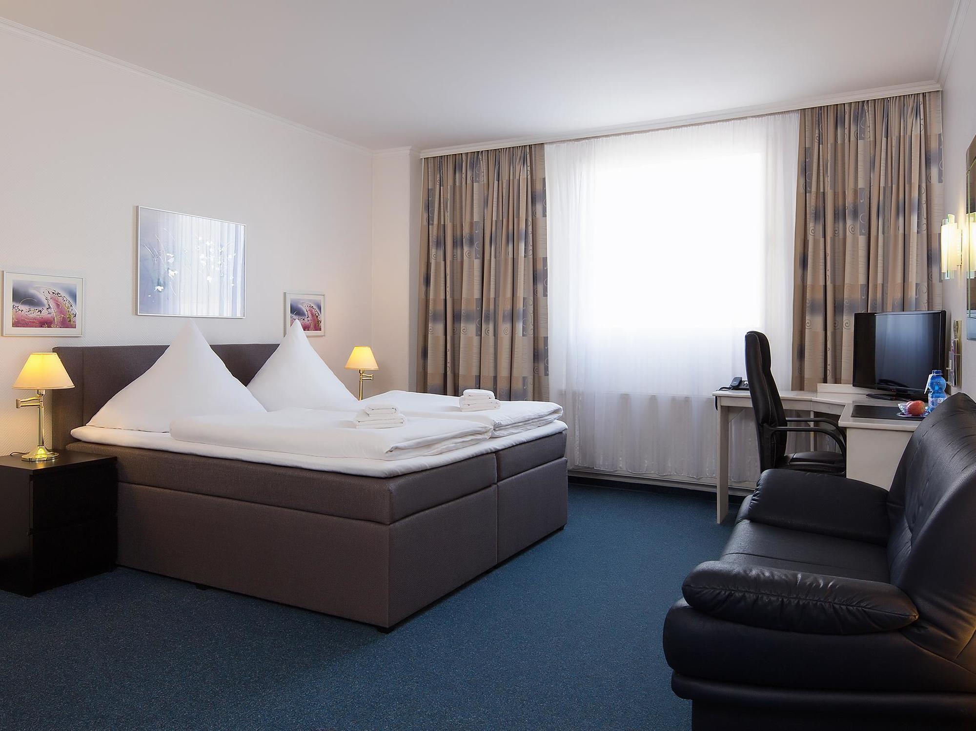 Berliner Baer Hotell 3*