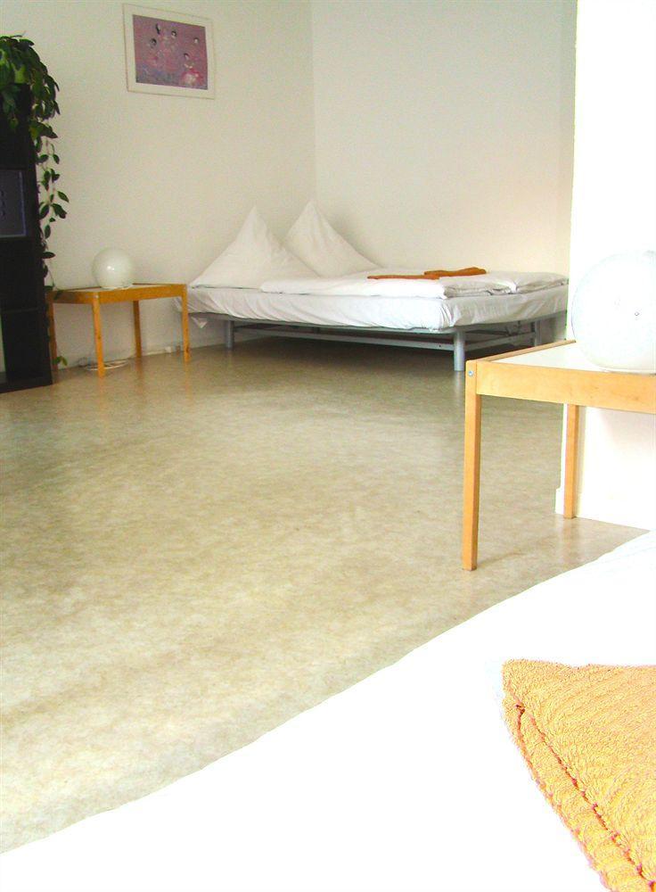 Near Brandenburg Gate - Rooms&apartments *