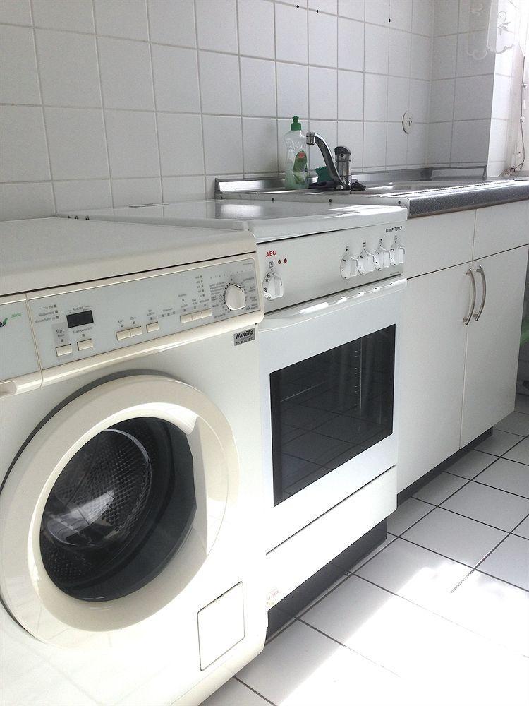 Near Brandenburg Gate - Rooms&apartments Hostel