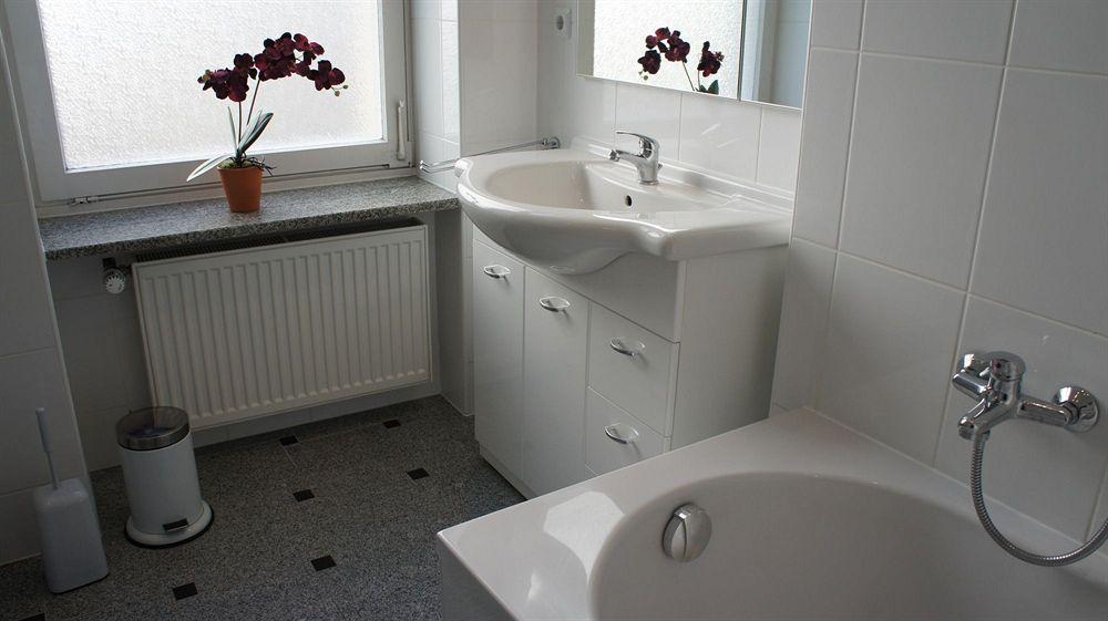 Emdener Strasse Hotel