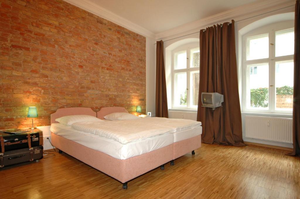 Hotel Schall & Rauch 3*